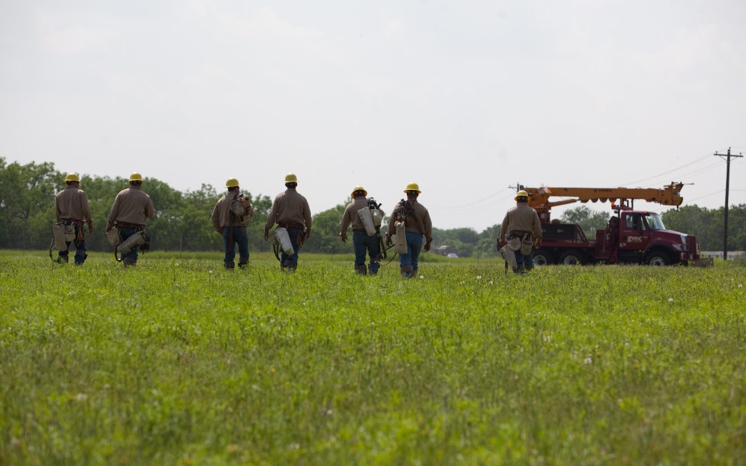 What it Takes to Become a Lineman