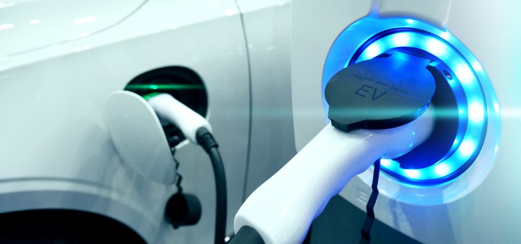 power-supply-connect-to-electric-vehicle-for-charge-to-the-gvec