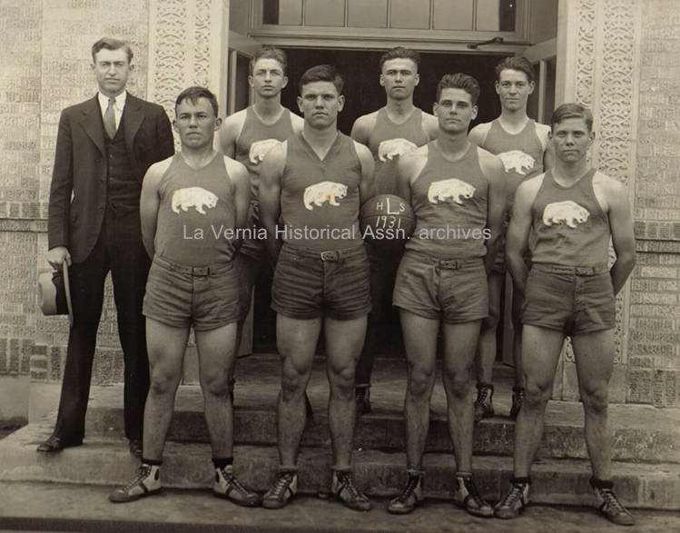 1931 La Vernia Boys Basketball Team